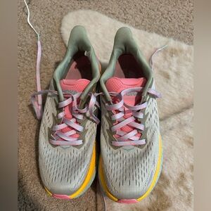 HOKAx FP MOVEMENT CLIFTON8